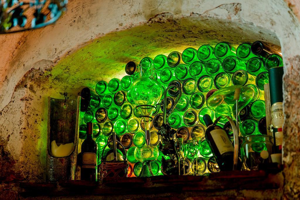 Gasthof Braeuer - Familie Eibensteiner Weißkirchen in Steiermark 외부 사진